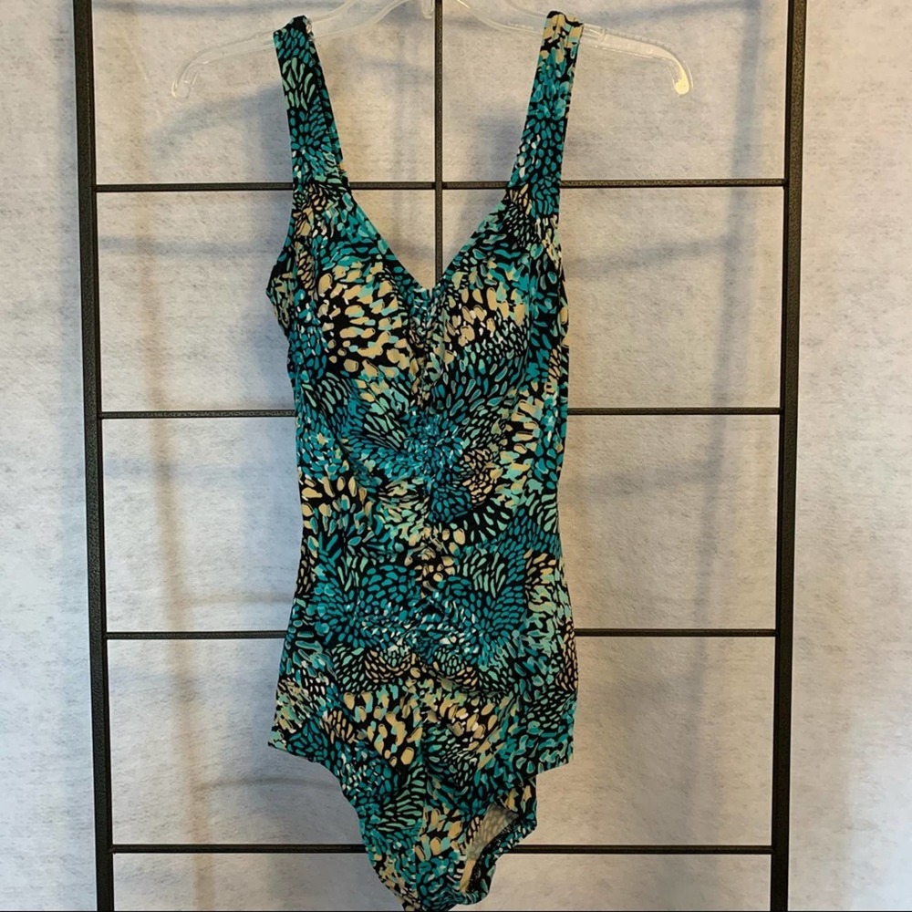 Maxine‎ of  Hollywood One Piece Swimsuit.